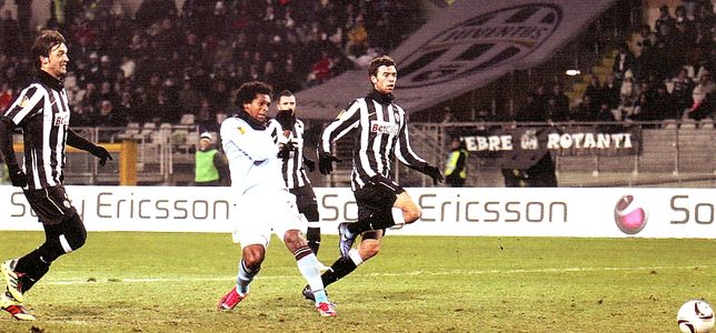 juventus away 2010 to 11 jo goal2