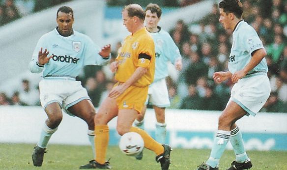 leicester home fa cup 1993 to 94 action