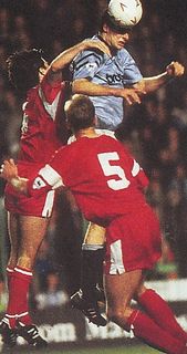 wimbledon home 1992 to 93 action2