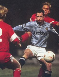 wimbledon home 1992 to 93 action3