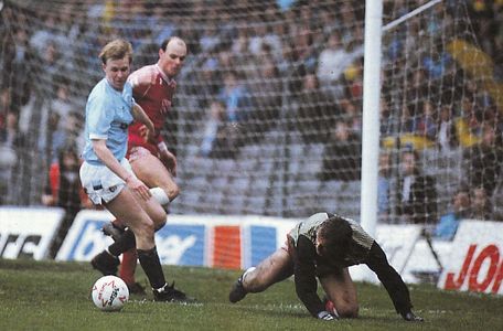 barnsley home 1988 to 89 action2