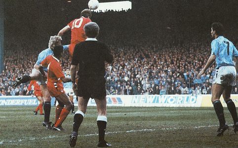 notts forest home 1989 to 90 action2