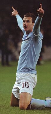 aris home 2010 to 11 dzeko goal celeb