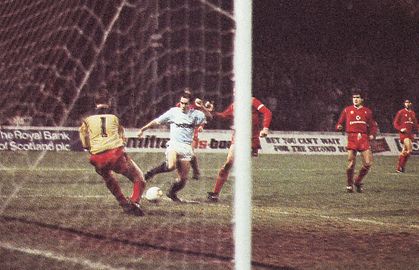 chelsea simod cup 1987 to 88 action2