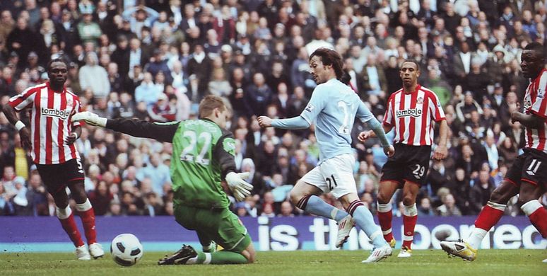 sunderland home 2010 to 11 silva goal