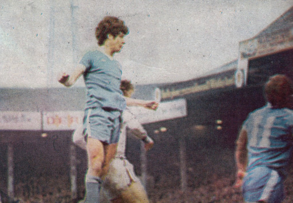 aston villa home 1977 to 78 action8