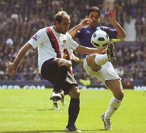 everton away 2010 to 11 away action