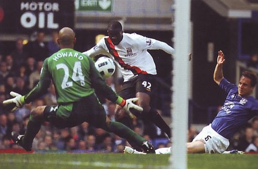 everton away 2010 to 11 prog yaya goal