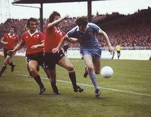 man utd home 1977 to 78 action