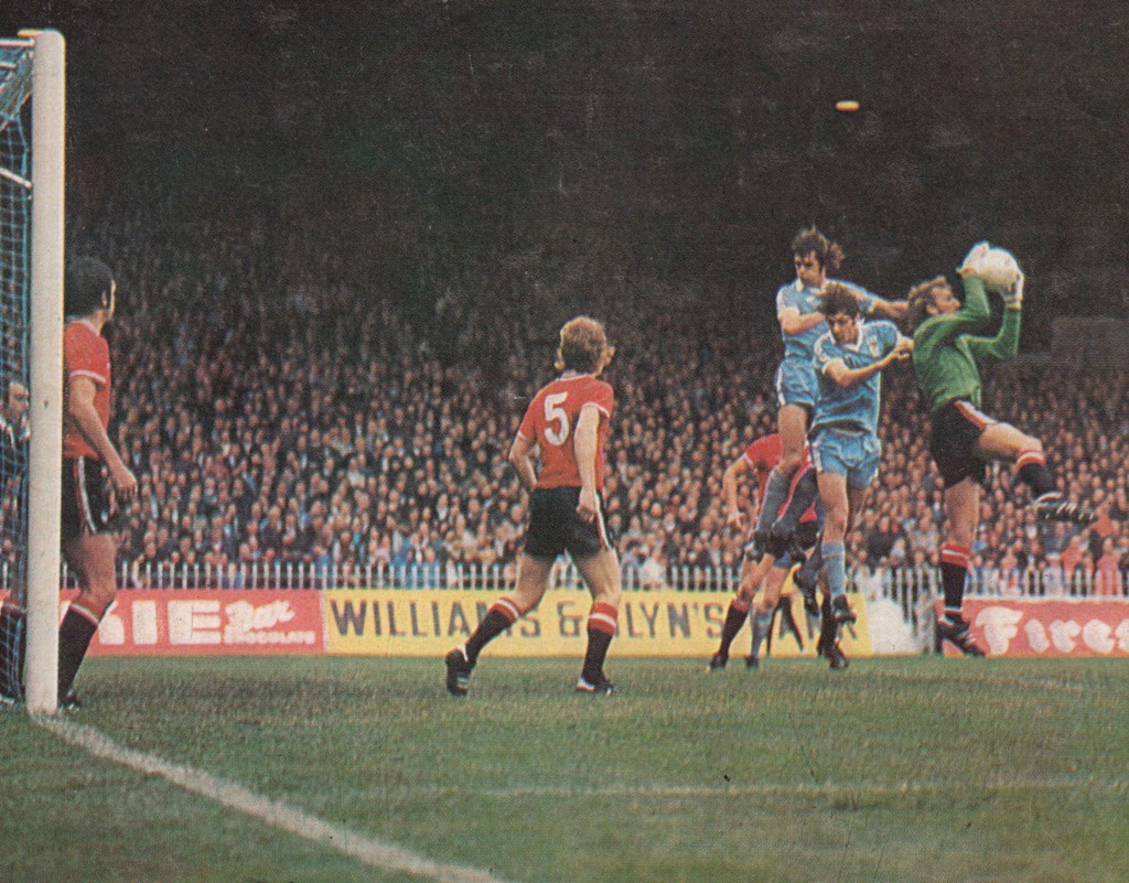 man utd home 1977 to 78 action 6