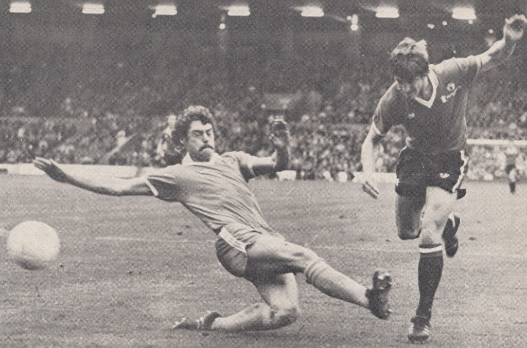 man utd home 1977 to 78 action 7