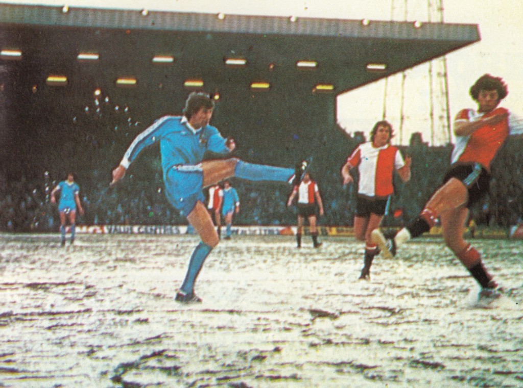 qpr home 1977 to 78 action3