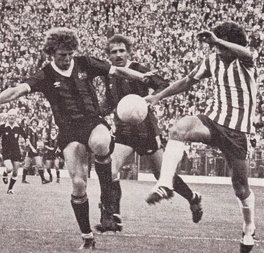 sheff weds league cup 1979 to 80 action2