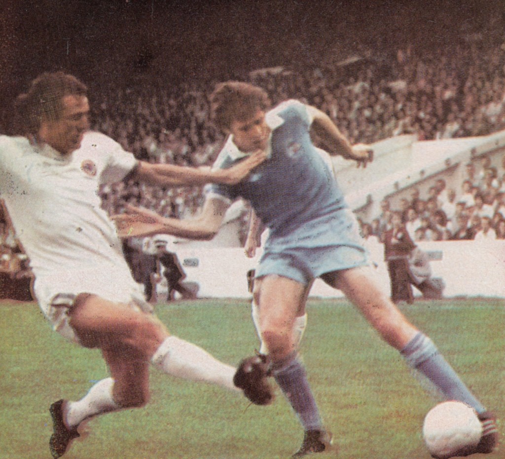 aston villa home 1976 to 77 action8