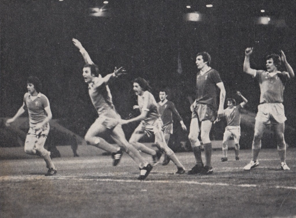 liverpool home 1976 to 77 royle goal2