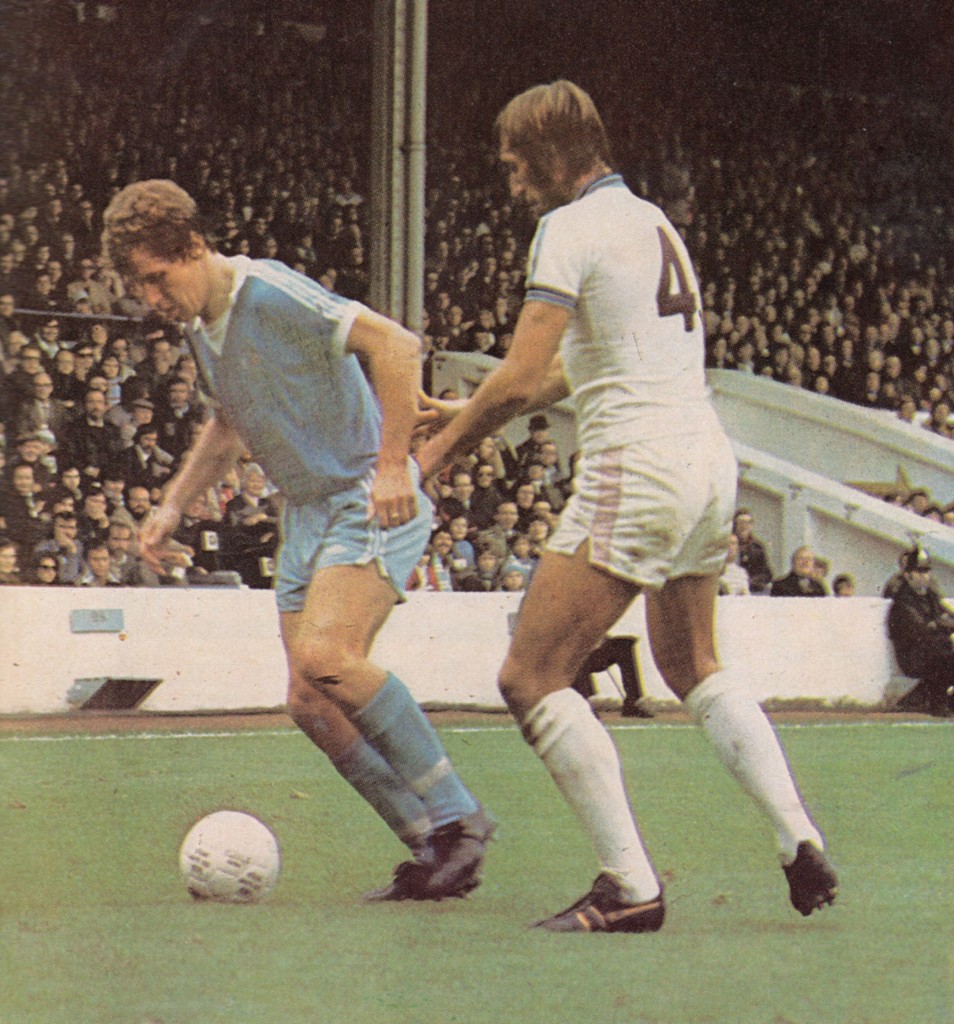 west ham home 1976 to 77 action11