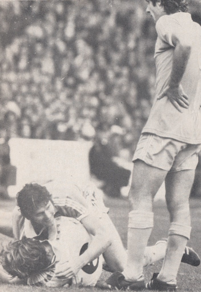 west ham home 1976 to 77 action13