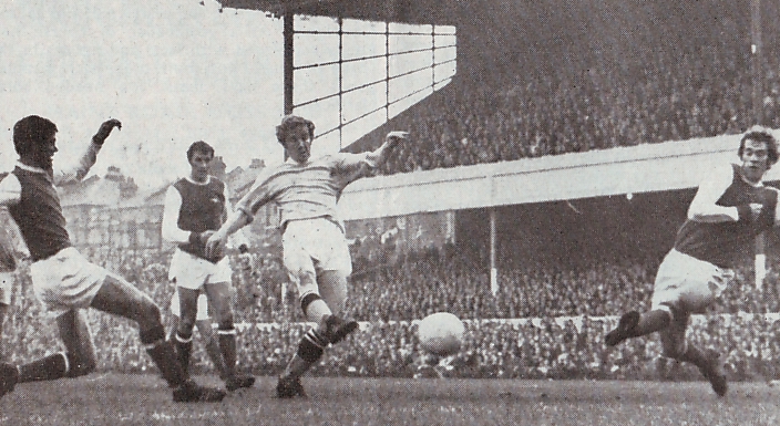 arsenal away 1969 to 70 bowyer goal