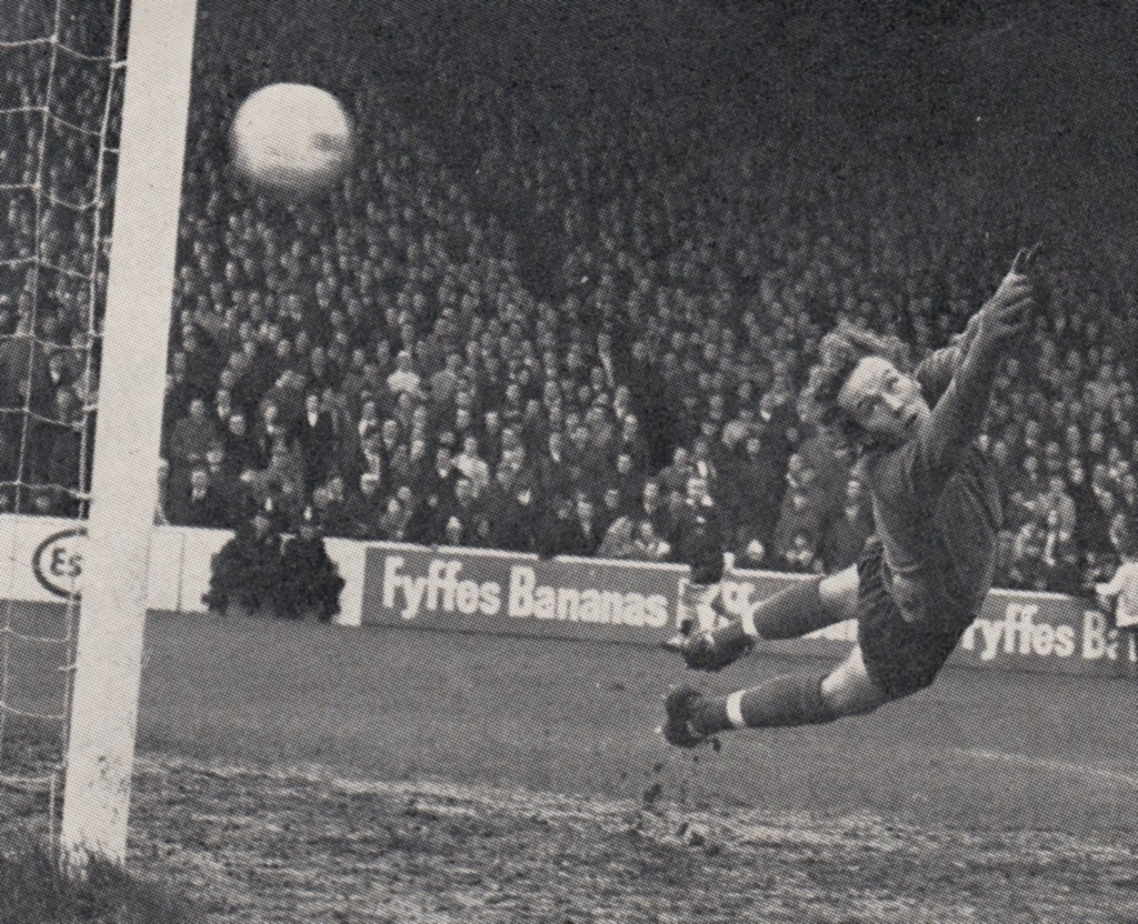 southampton home 1969 to 70 bell goal