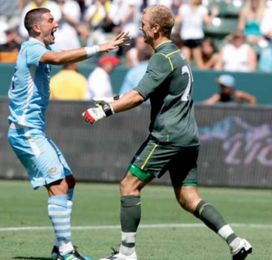 la galaxy 2011 to 12 celeb2