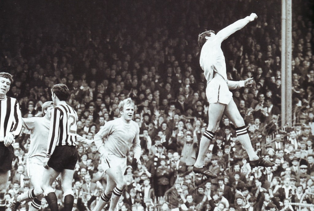 newcastle away 1967 to 68 young goal