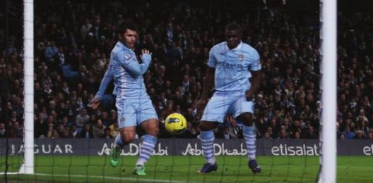 stoke home 2011 to 12 1st aguero goal