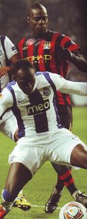 porto away 2011 to 12 action3