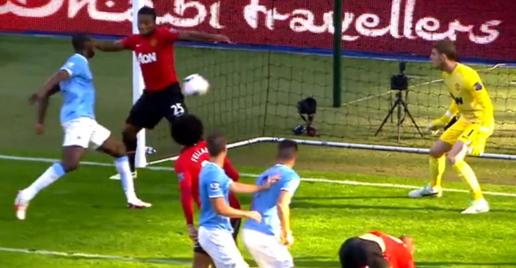 man united home 2013 to 14 yaya goal2