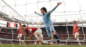 arsenal away 2013 to 14 silva goal2