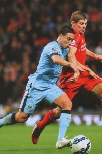 liverpool home 2014 to 15 action3