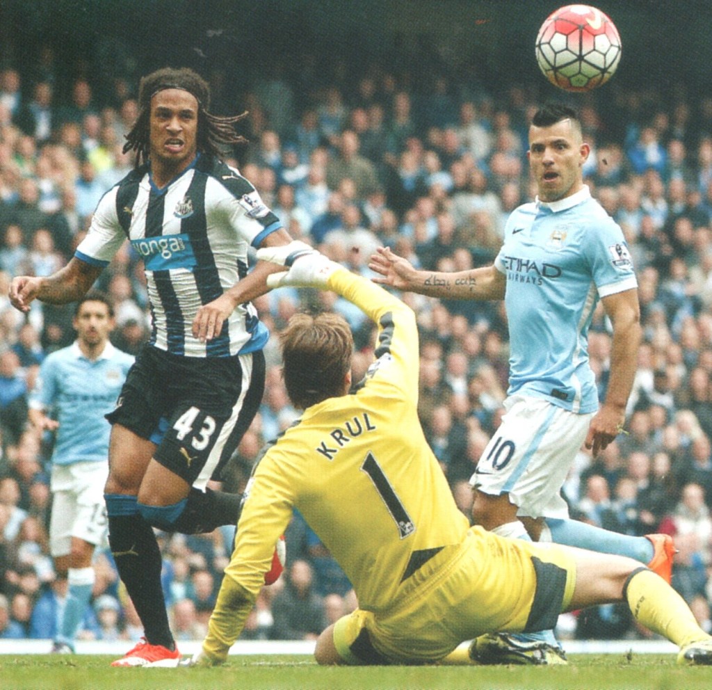 newcastle home 2015 to 16 agueros 3rd goal