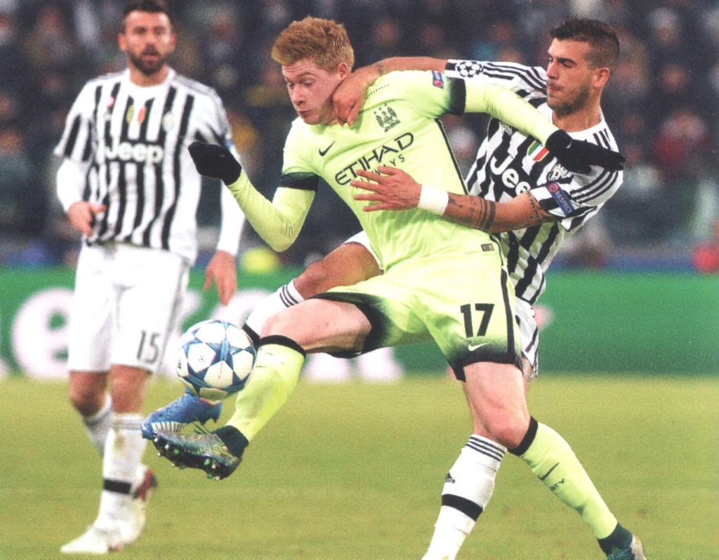 juventus away 2015 to 16 action