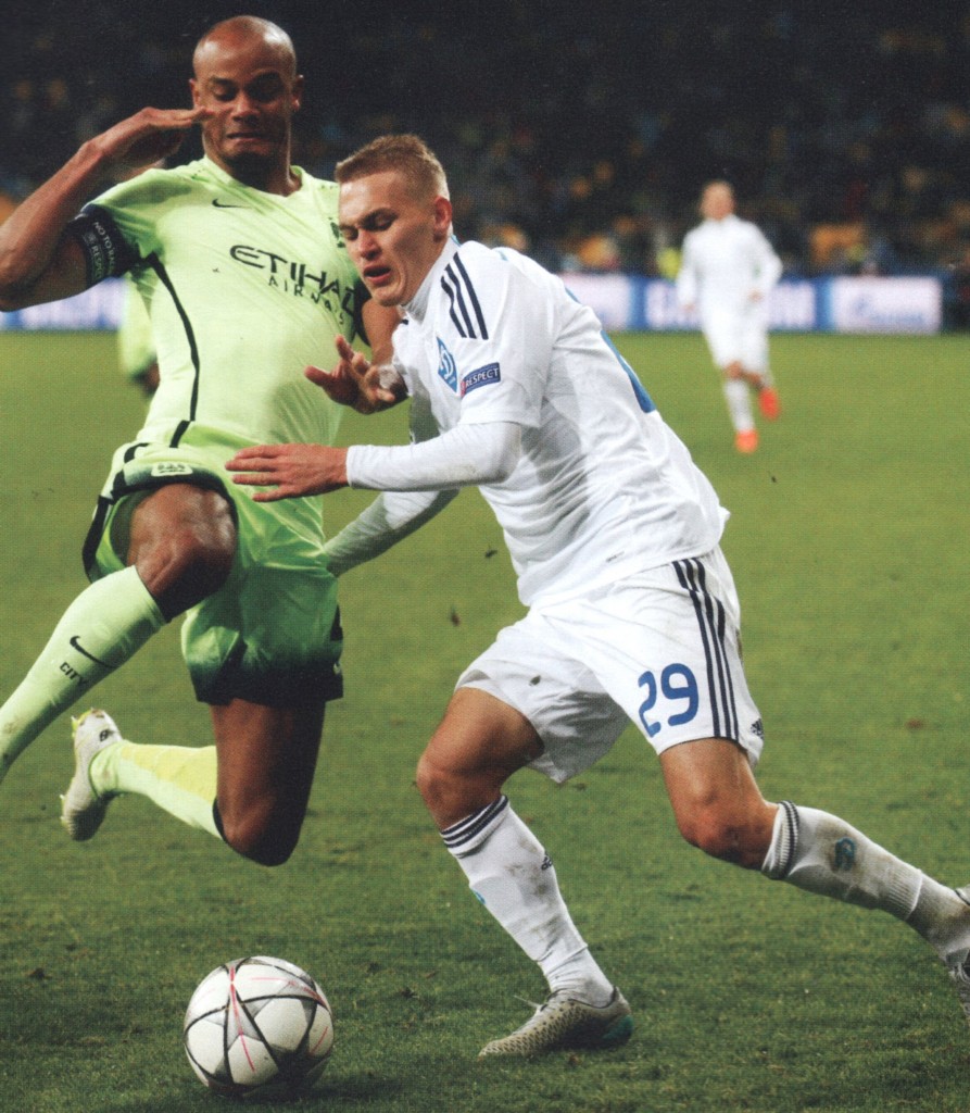 dynamo kiev away 2015 to 16 action5