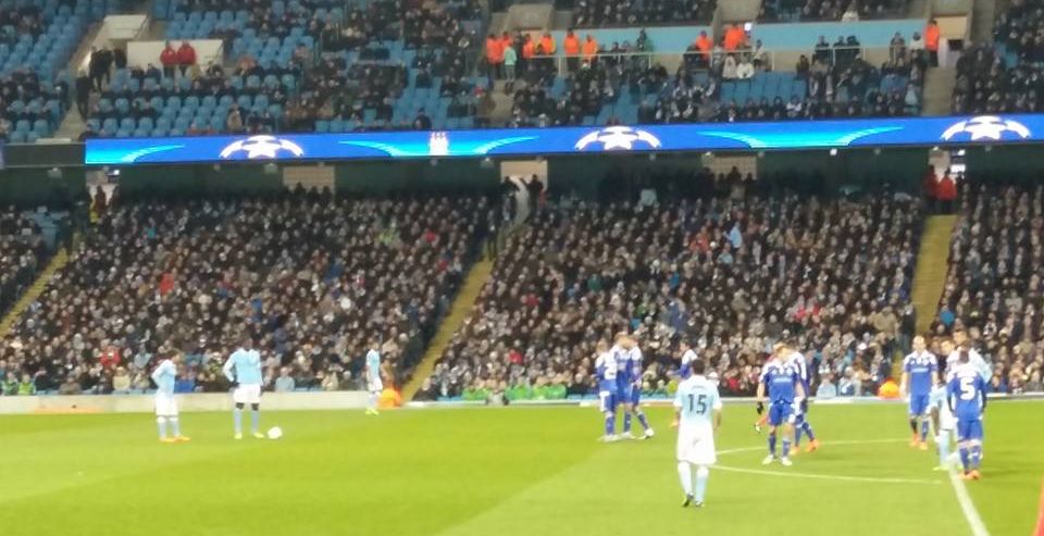 dynamo kiev home 2015 to 16 action5