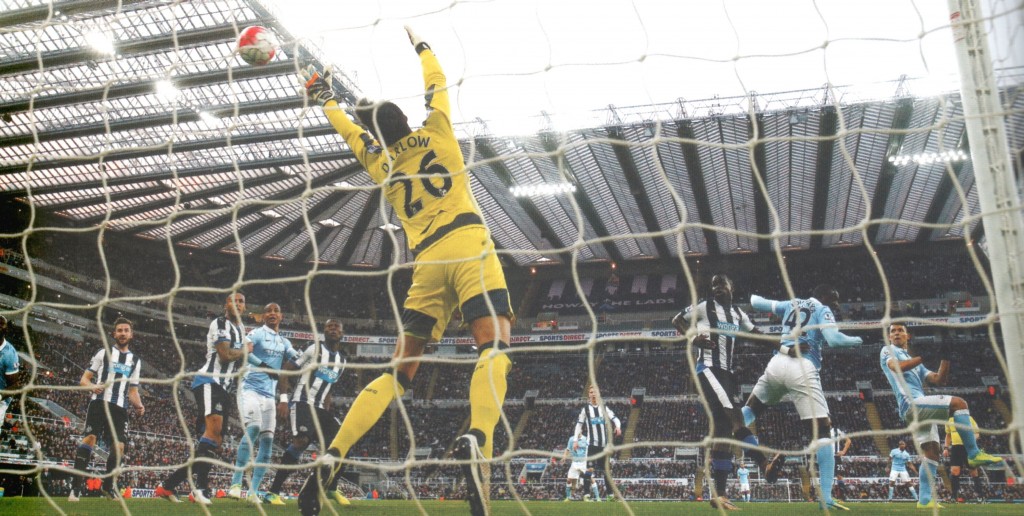 newcastle away 2015 to 16 aguero goal2