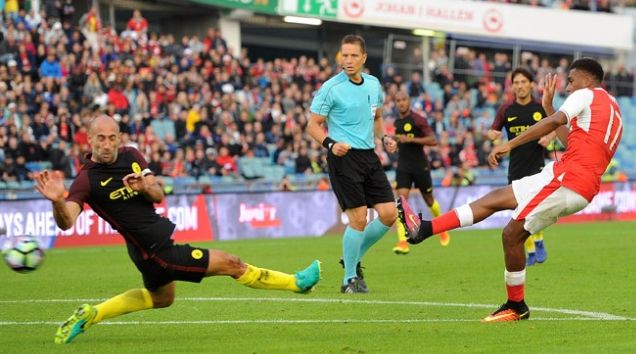 arsenal friendly 2016 to 17 action2