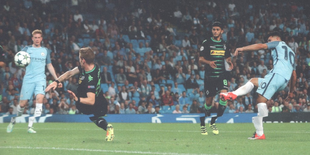 borussia monchengladbach home 2016 to 17 prog 1st kun goal