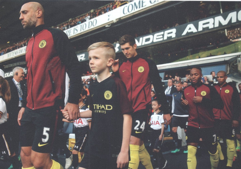 tottenham away 2016 to 17 team