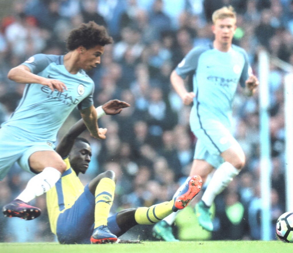 everton home 2016 to 17 action