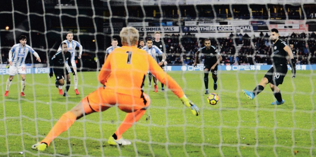 huddersfield away 2017 to 18 aguero goal