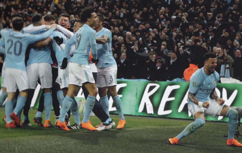 arsenal league cup final 2017 to 18 kompany goal.3