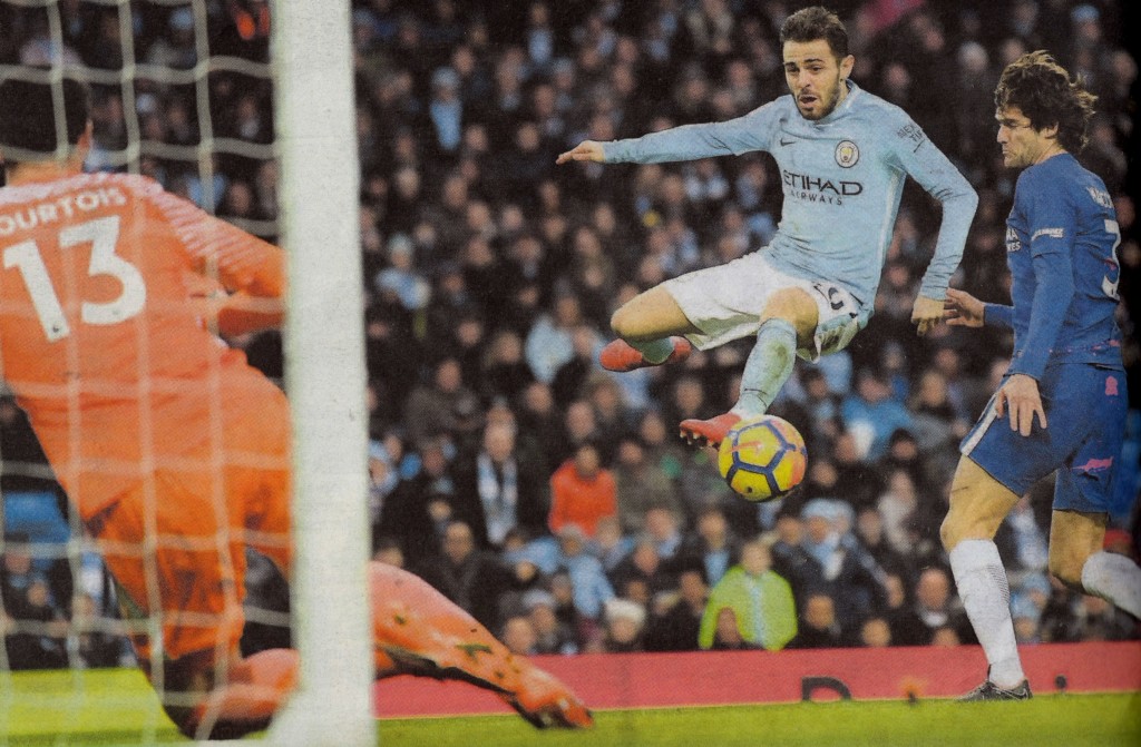 chelsea home 2017 to 18 Silva goal 5