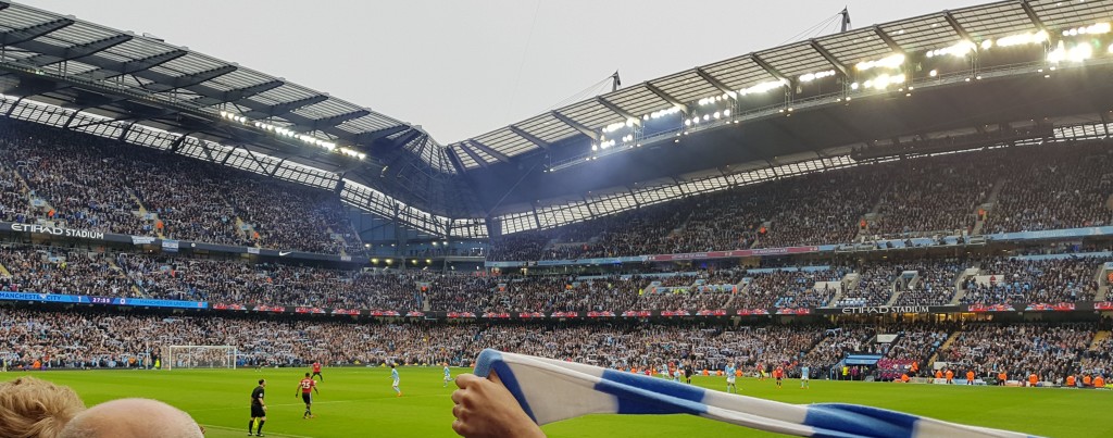 man utd home 2017 to 18 action2