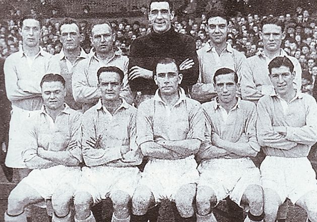 1948 to 49 team group
