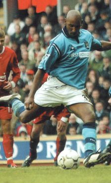 2002-03 liverpool away anelka penalty