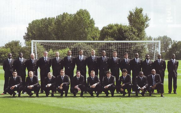 2005 to 06 team group in suits