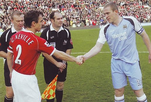 Man u away 2006 to 07 captains Man u away 2006 to 07 captains