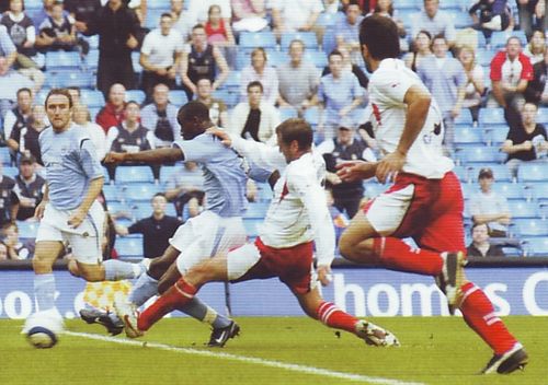 Olympiacos Thomas cook 2005-06 trophy bwp 3rd city goal