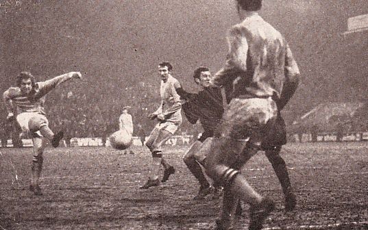 academica de coimbra home 1969-70 towers goal