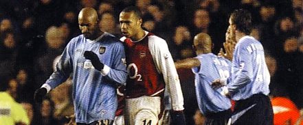 arsenal away 2003 to 04  anelka sent off